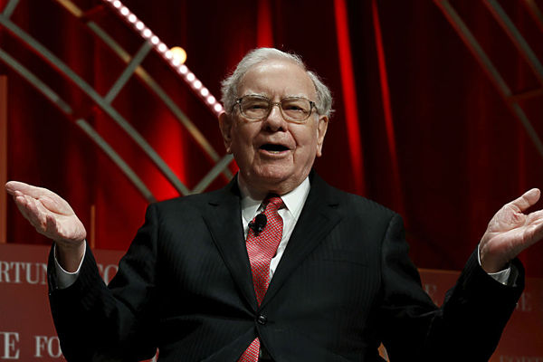  Warren Buffett, chairman and CEO of Berkshire Hathaway, speaks at the Fortune's Most Powerful Women's Summit in Washington, in this file photo taken October 13, 2015. Buffett, chairman and chief executive of Berkshire Hathaway Inc.told CNBC on Monday the firm's ownership of IBM shares could prove a mistake and that he was buying more U.S. stocks overall since the end of last year. 