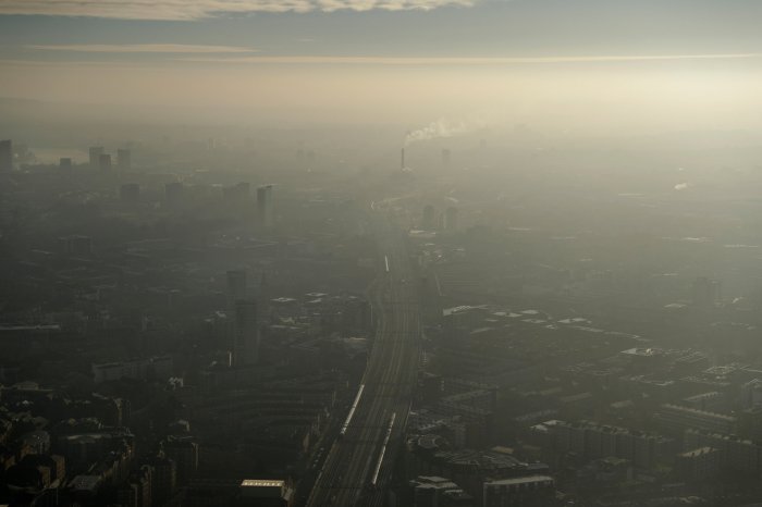 Pollution haze over southeast London in January. The city was put on a “very high” pollution alert for the first time, as cold and stationary weather failed to clear the toxic air caused by diesel road traffic and high use of open fires, which contribute to about 10 percent of pollutants in winter months.